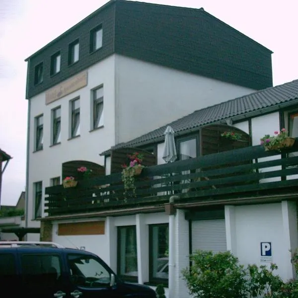 Hotel Schwanenburg，位于Elten的酒店