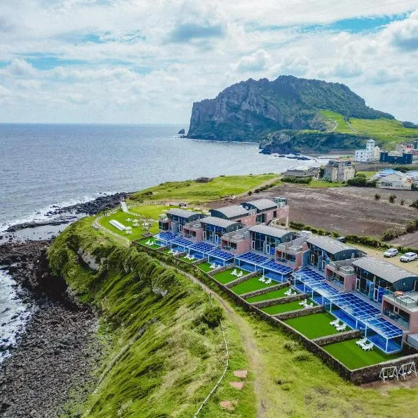 Haeilri Pool&SPA Hotel，位于西归浦市的酒店