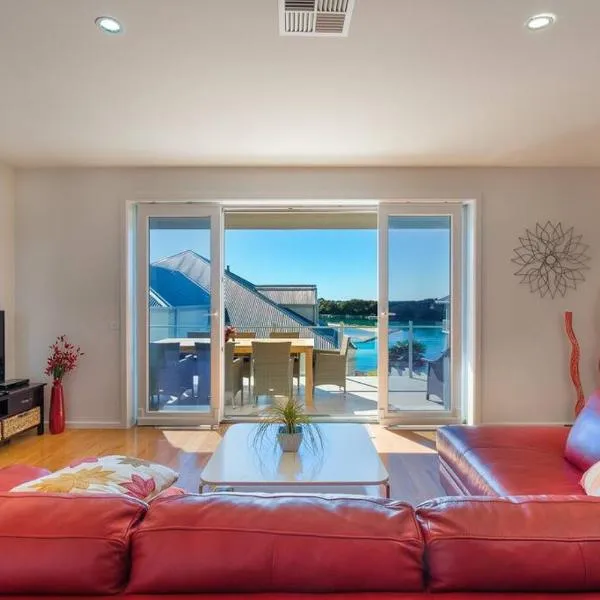 Cooringle by the Sea，位于纳鲁马的酒店