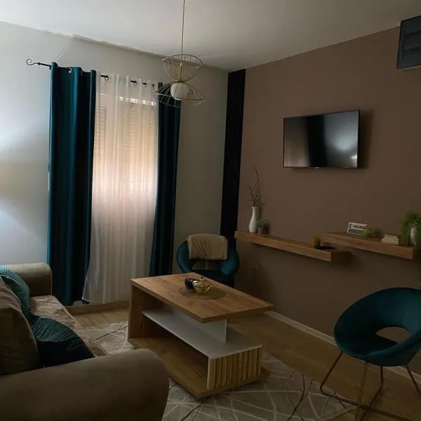 Drobnjak apartments，位于比耶洛波列的酒店