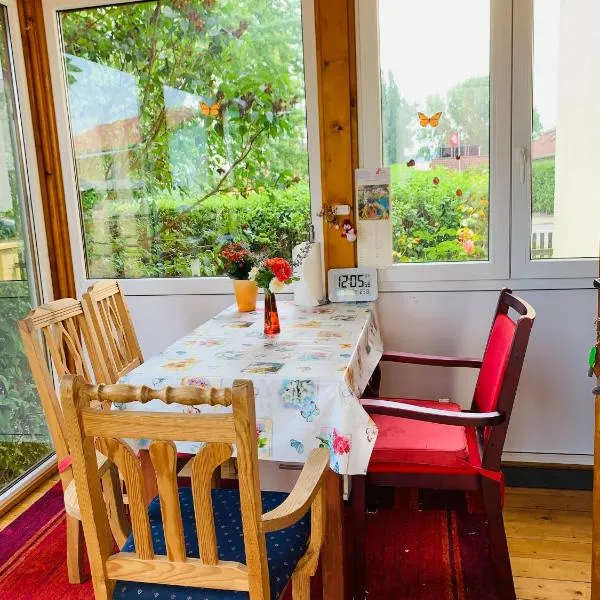 Ferienwohnung Juttchen，位于Roßleben的酒店