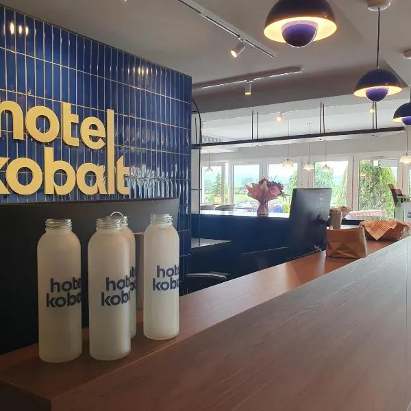 Best Western Hotel Kobalt，位于Sallenôves的酒店