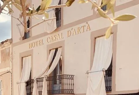 Casal d'Artà by Baudot 1926 - Adults Only，位于洛尼亚德圣佩德尔的酒店