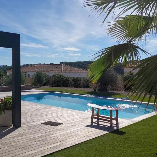 Villa Saint Laï 4 chambres 8 personnes，位于洛尔格的酒店