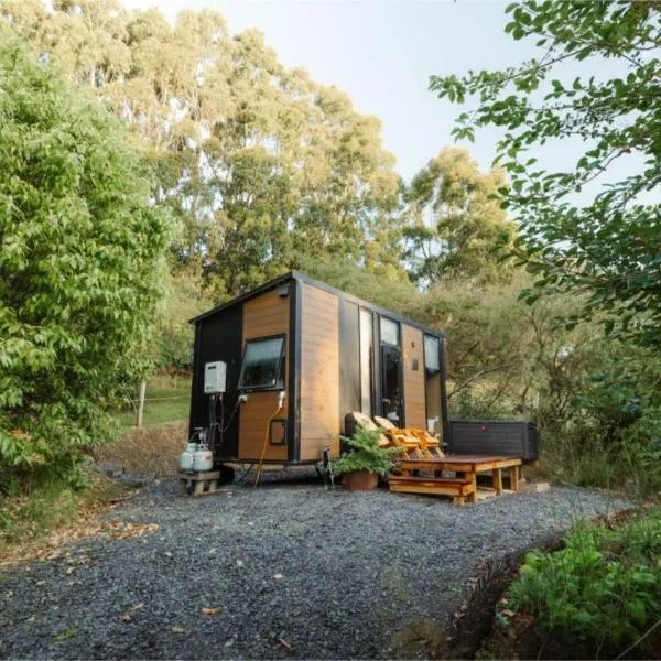 Tranquility Tiny House by Tiny Away，位于New Haven的酒店