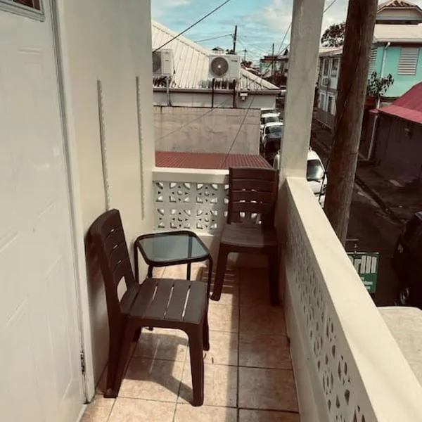 Shabbehs Inn，位于罗索的酒店