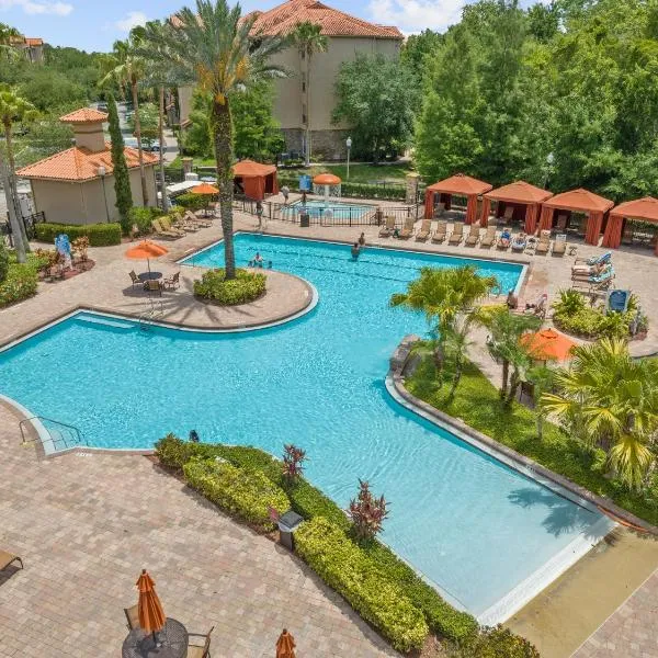 Near Disney w/ pool-3BR/2BA-Spacious & Cozy Condo，位于达文波特的酒店