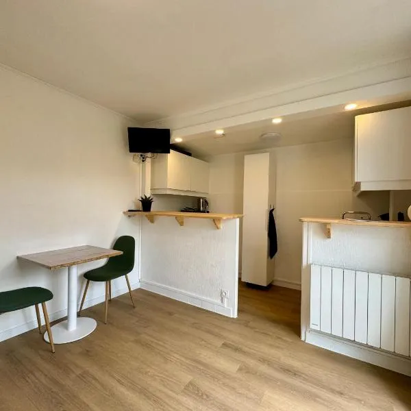 Studio avec jardin proche lac，位于圣若里奥的酒店