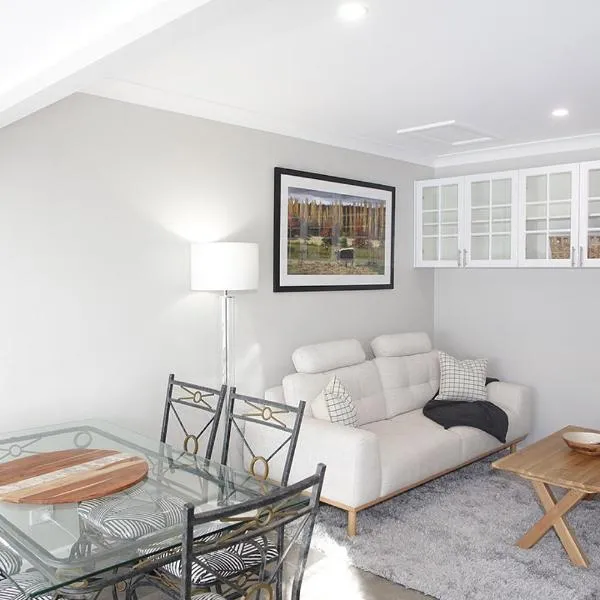 Armidale Cottage on Taylor Unit 2，位于阿米代尔的酒店