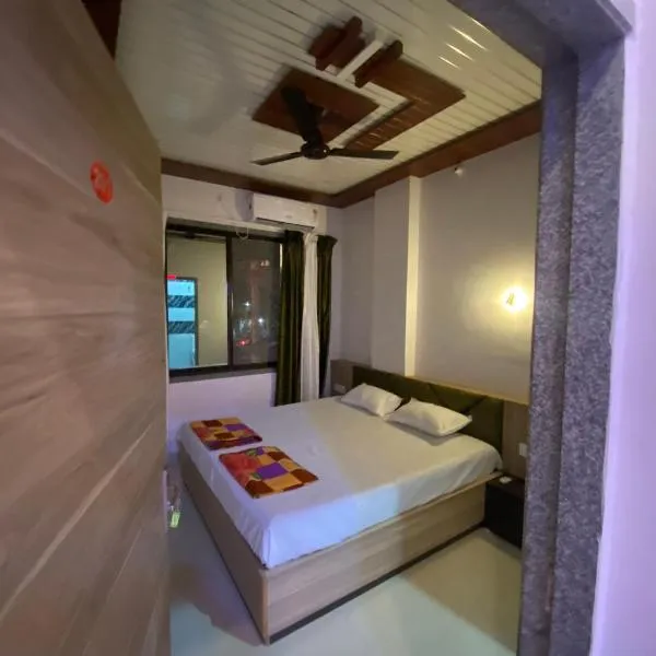Shree Hanuman Hotel，位于Rīngas的酒店