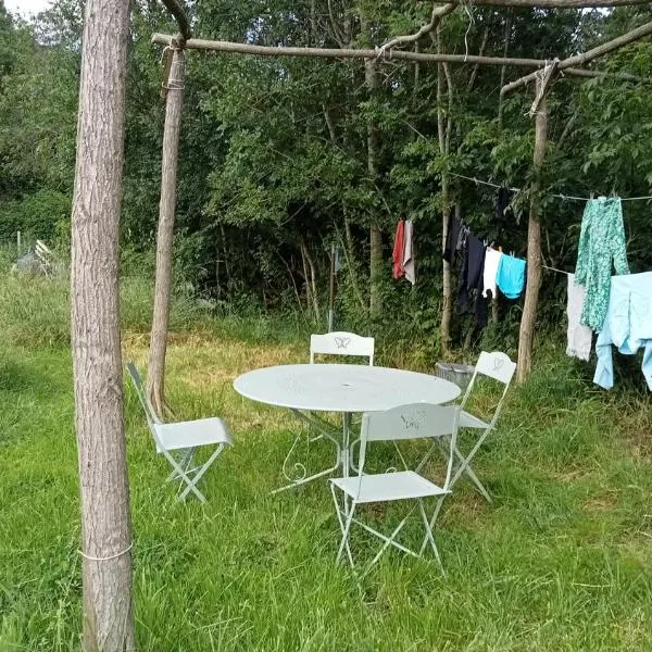 l'oiseau rieur，位于Darbres的酒店