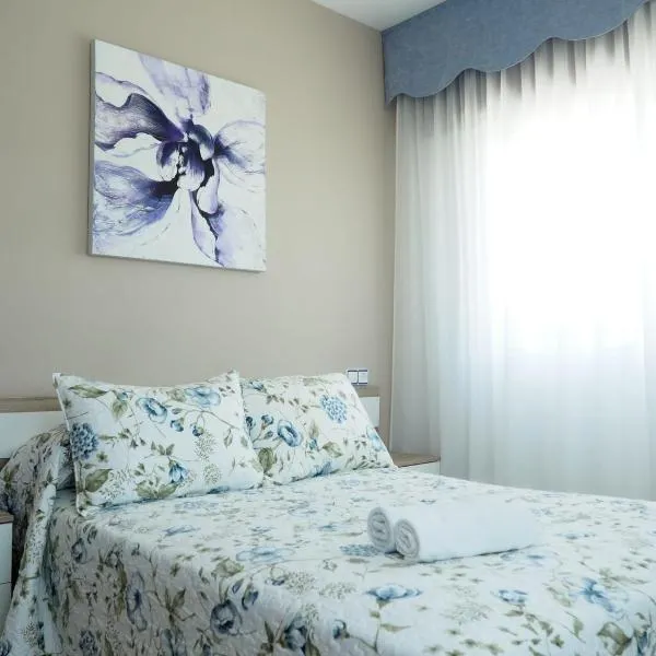 O Cunchal Rooms，位于Dena的酒店