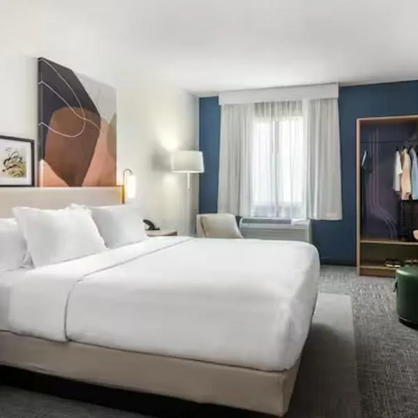 Spark by Hilton Modesto，位于瑟里斯的酒店