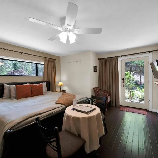 The Inn at Shasta Lake，位于莱克海德的酒店