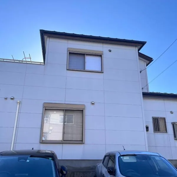 Tatami House 3minutes from Keisei Usui Station 35minutes from Narita Airport 52 minutes from Asakusa 50 minutes from Oshiage 75minutes from Ginza，位于佐仓市的酒店