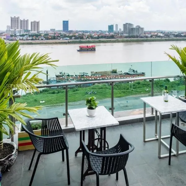 CHILCHILL Hotel Riverside，位于Phumĭ Tép Môntrei的酒店