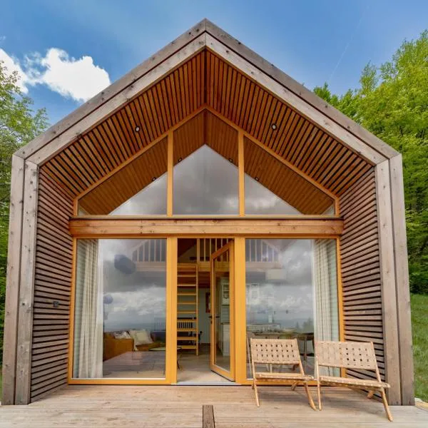 Glamping Zarja, Vipava Valley，位于Col的酒店
