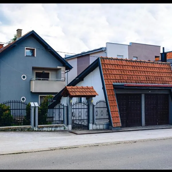 Apartmani Partaljeviċ，位于Peta的酒店