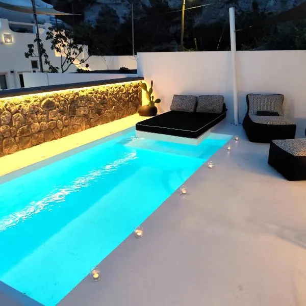 The Magic Luxury Cave Suites，位于弗通的酒店