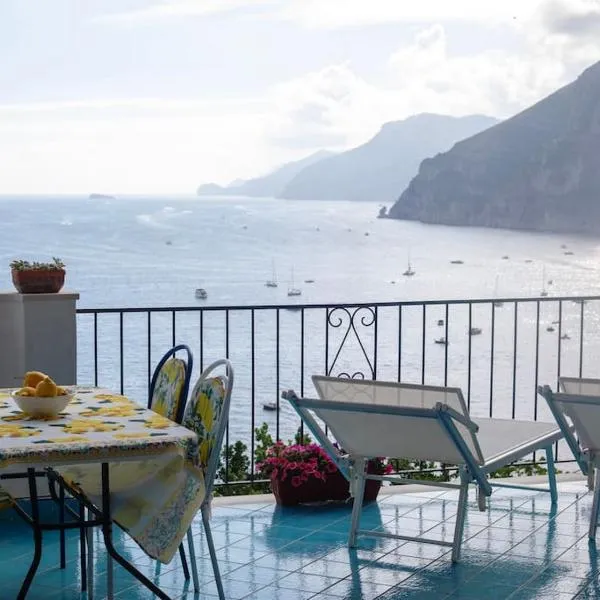 Casa Intiso - Two double bedroom apartment，位于波西塔诺的酒店