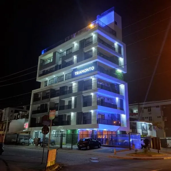 Apartamento próximo a praia no Tramonto bessa，位于康德的酒店