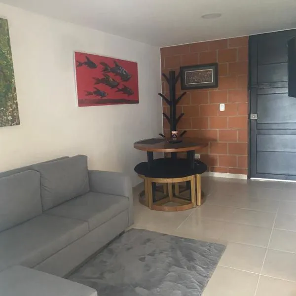 Apartamento amueblado Portal de Gama，位于佩雷拉的酒店
