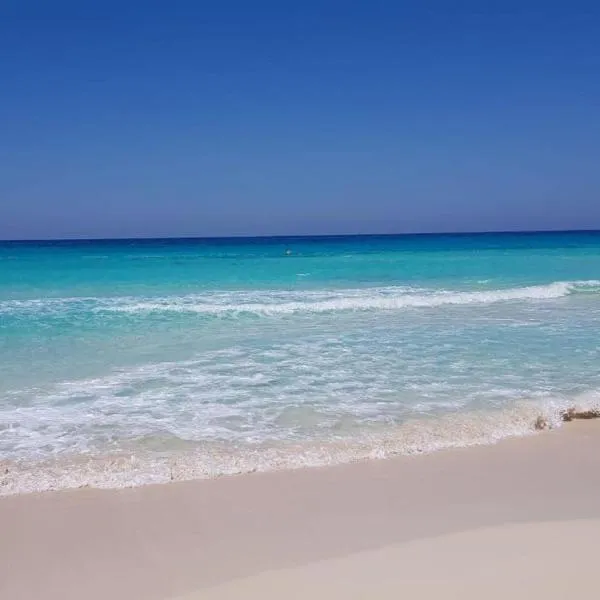 Mohamed Afifi GAIA Ras El-Hekma - Penthouse 2BR- Families Only，位于Ras Elhekma的酒店