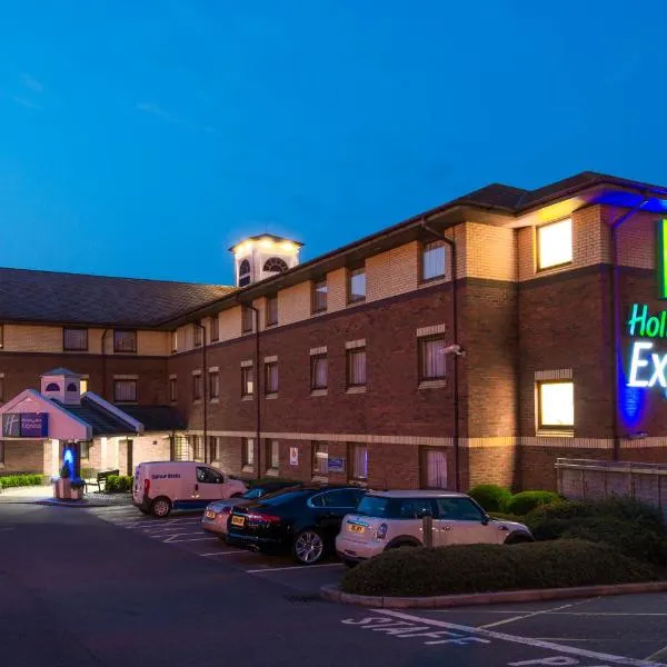 Holiday Inn Express Exeter East, an IHG Hotel，位于Kenton的酒店
