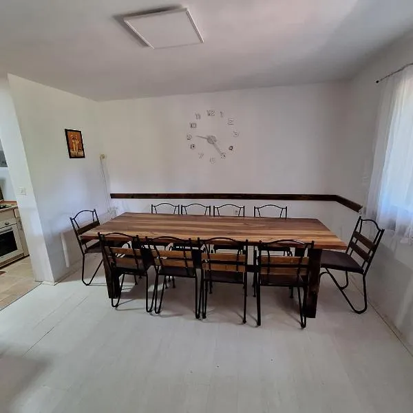 Kuća za odmor Sara，位于Čortanovci的酒店