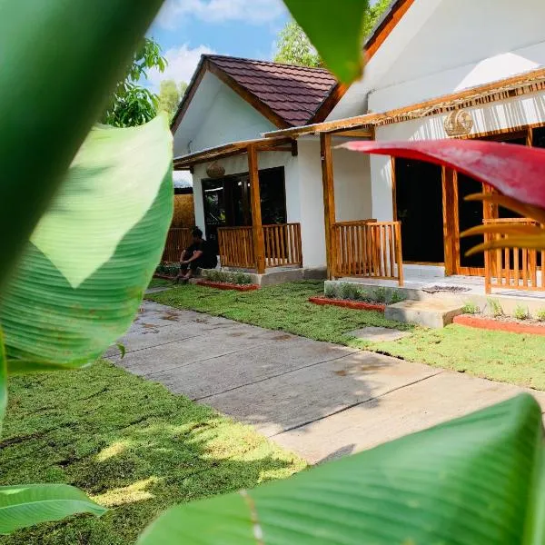 Anjani Larva Cottage - Homestay and Eatery，位于Bangsalbarat的酒店