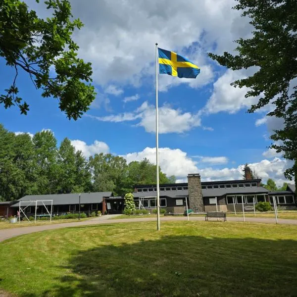 Nature Shelter Hotel，位于Skånes Värsjö的酒店