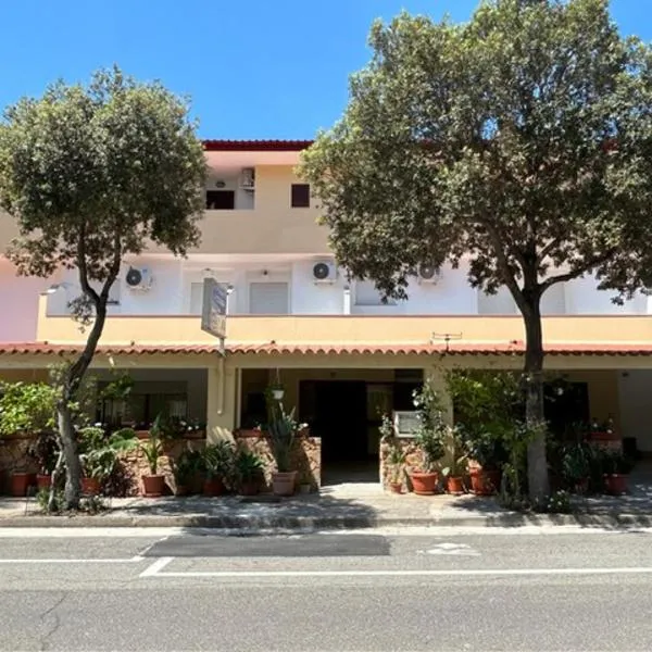 夸撒尔酒店，位于卡拉·利贝罗托的酒店