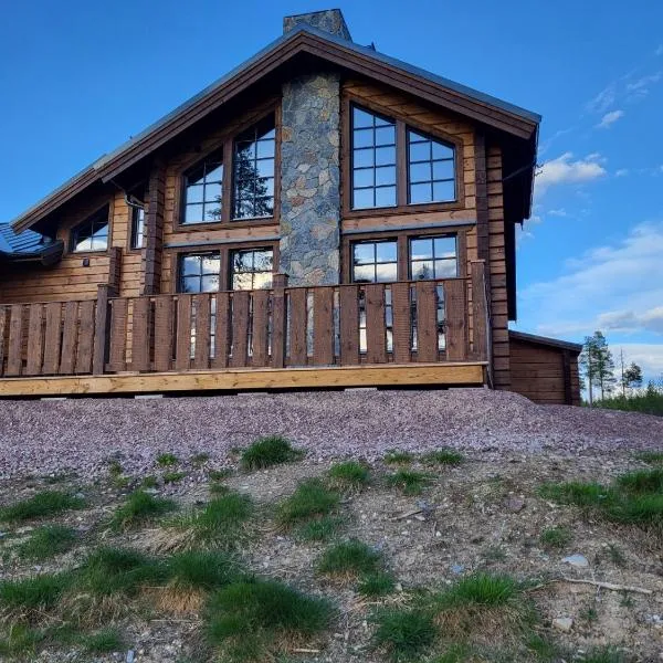 Idre Mountain Lodge with Sauna by Golf course，位于伊德勒的酒店