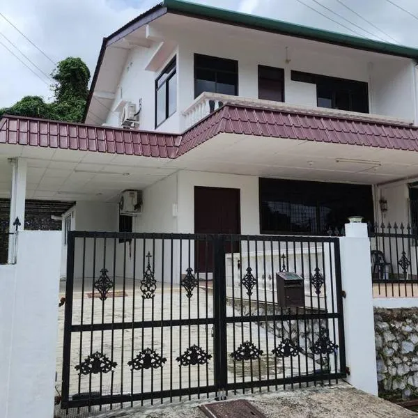 Home in Westwood Kuching，位于古晋的酒店