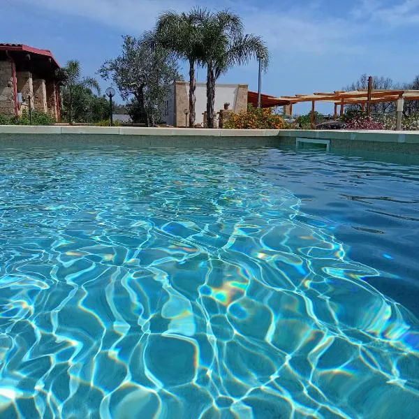 Ugento Country Cottage - Villa con Piscina 10 posti - Salento，位于乌真托的酒店