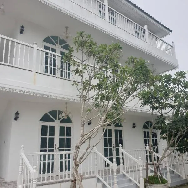 Bananaleaf Wedding Cafe & Resort，位于Ban Bang Kaeo的酒店