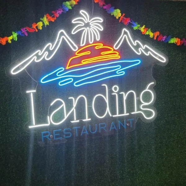 The Landing Hotel And Restaurant，位于Esquipulas的酒店