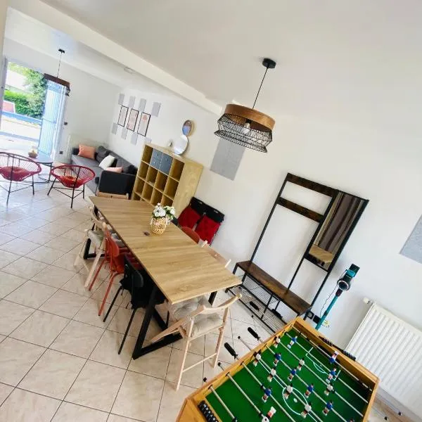 Maison calme et spacieuse PAS DE FETE，位于科尔贝埃索讷的酒店