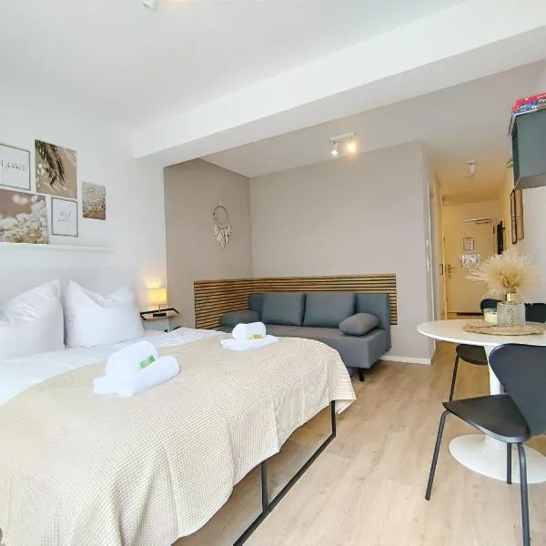 Bohotastic Apartment für bis zu 4, Terrasse, Grill，位于埃朗根的酒店