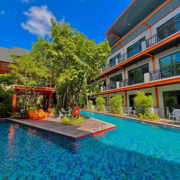 WOW PHUKET,位于普吉镇的酒店
