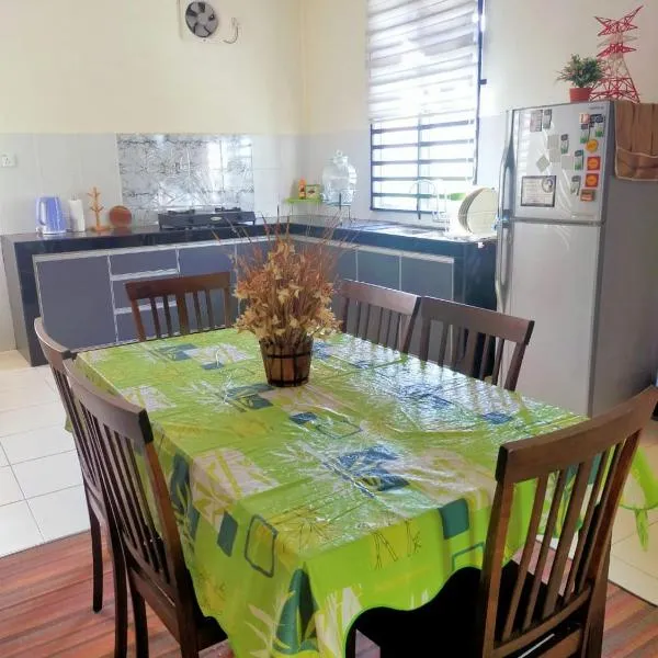 Khadijah Homestay Kuantan，位于甘孟的酒店