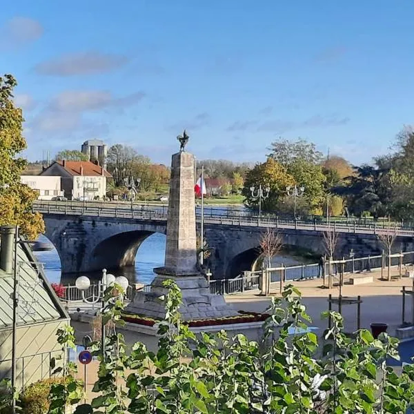 Appartement bord de Saône，位于格里的酒店