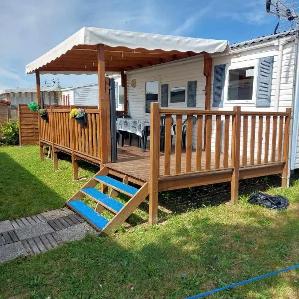 mobil home camping 3 etoiles les ollivaud，位于拉波勒的酒店