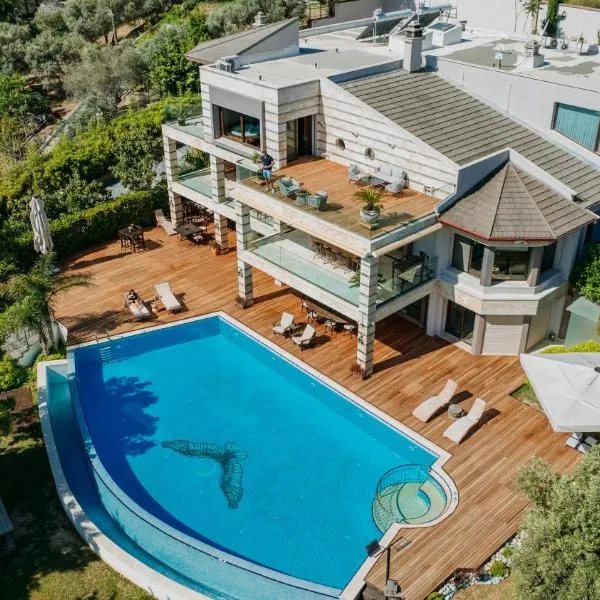 Doors Urla Hotel & Bungalows，位于伊兹密尔的酒店