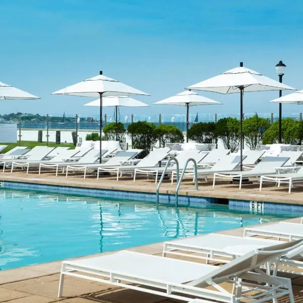 Newport Harbor Island Resort，位于纽波特的酒店