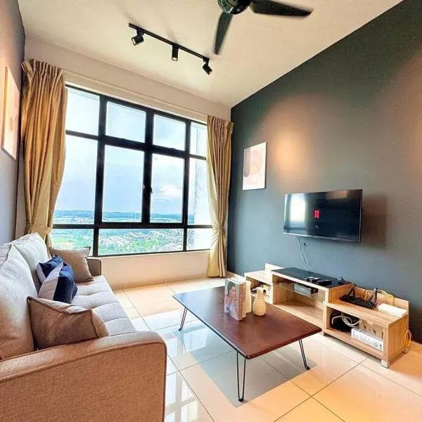 D'Summit Suite by Luxecocoo CK Kempas Setia Tropika，位于Kempas的酒店
