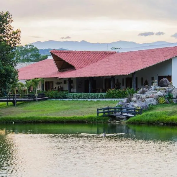 Hotel Brisas La Gaviota Mariquit-Tolima，位于马里基塔的酒店