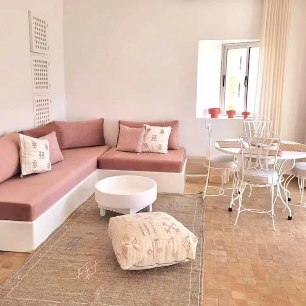 Dar Amina，位于西迪伊夫尼的酒店