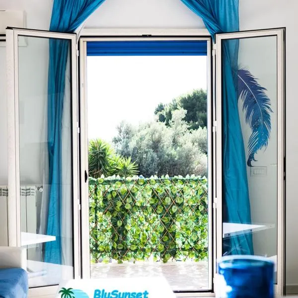 BluSunset Home Capaci，位于卡帕奇的酒店