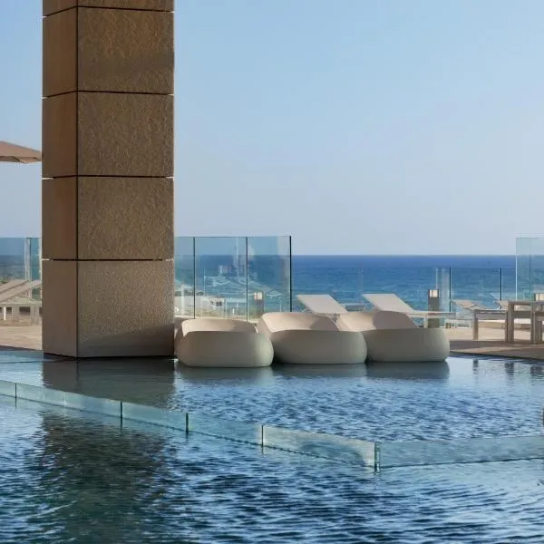 Royal Beach Hotel Tel Aviv by Isrotel Exclusive，位于Or Yehuda的酒店